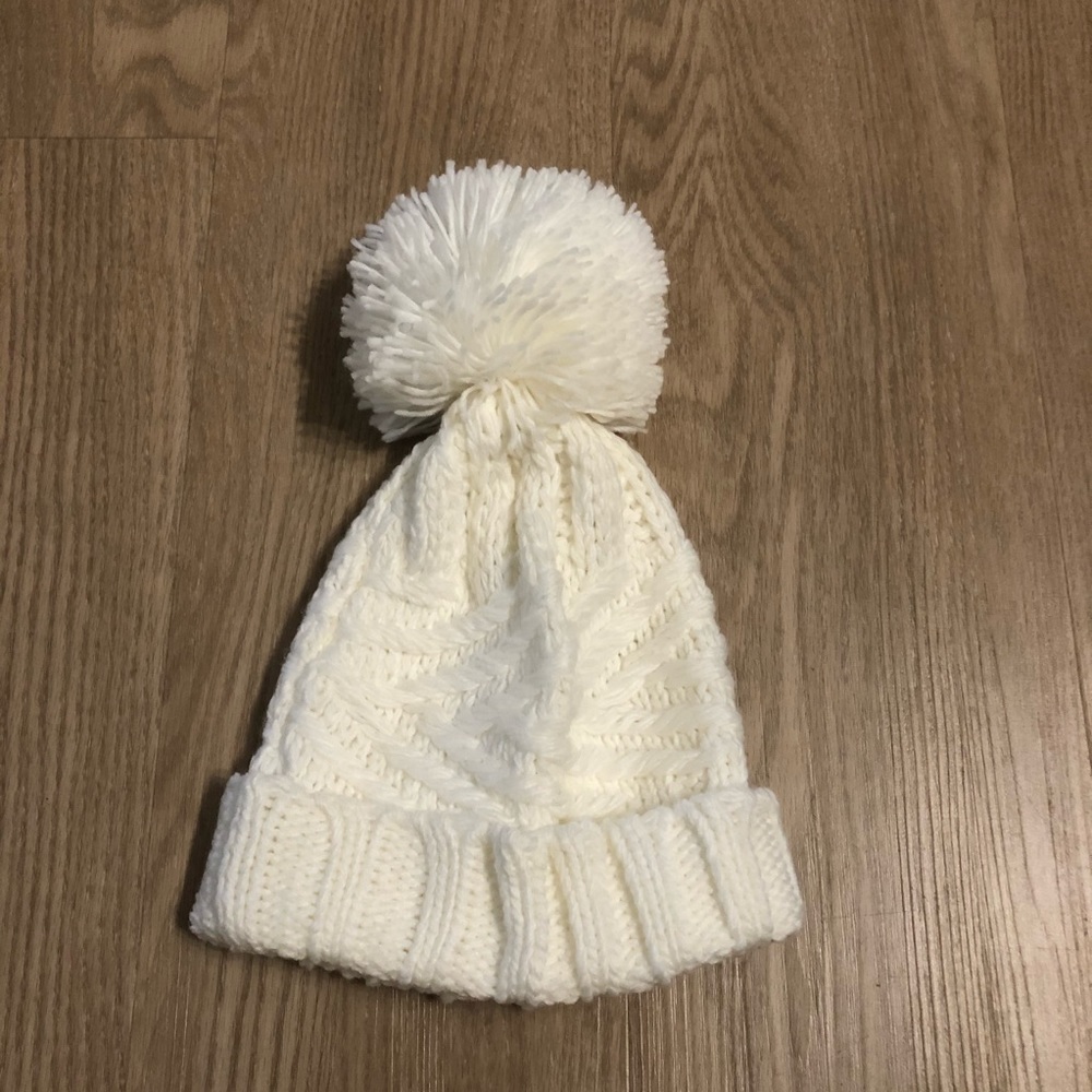 White beanie